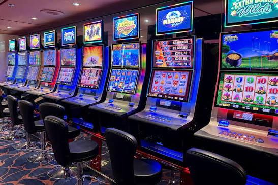 Feel the Screen: How Online Slot Gacor Games Create Atmosphere